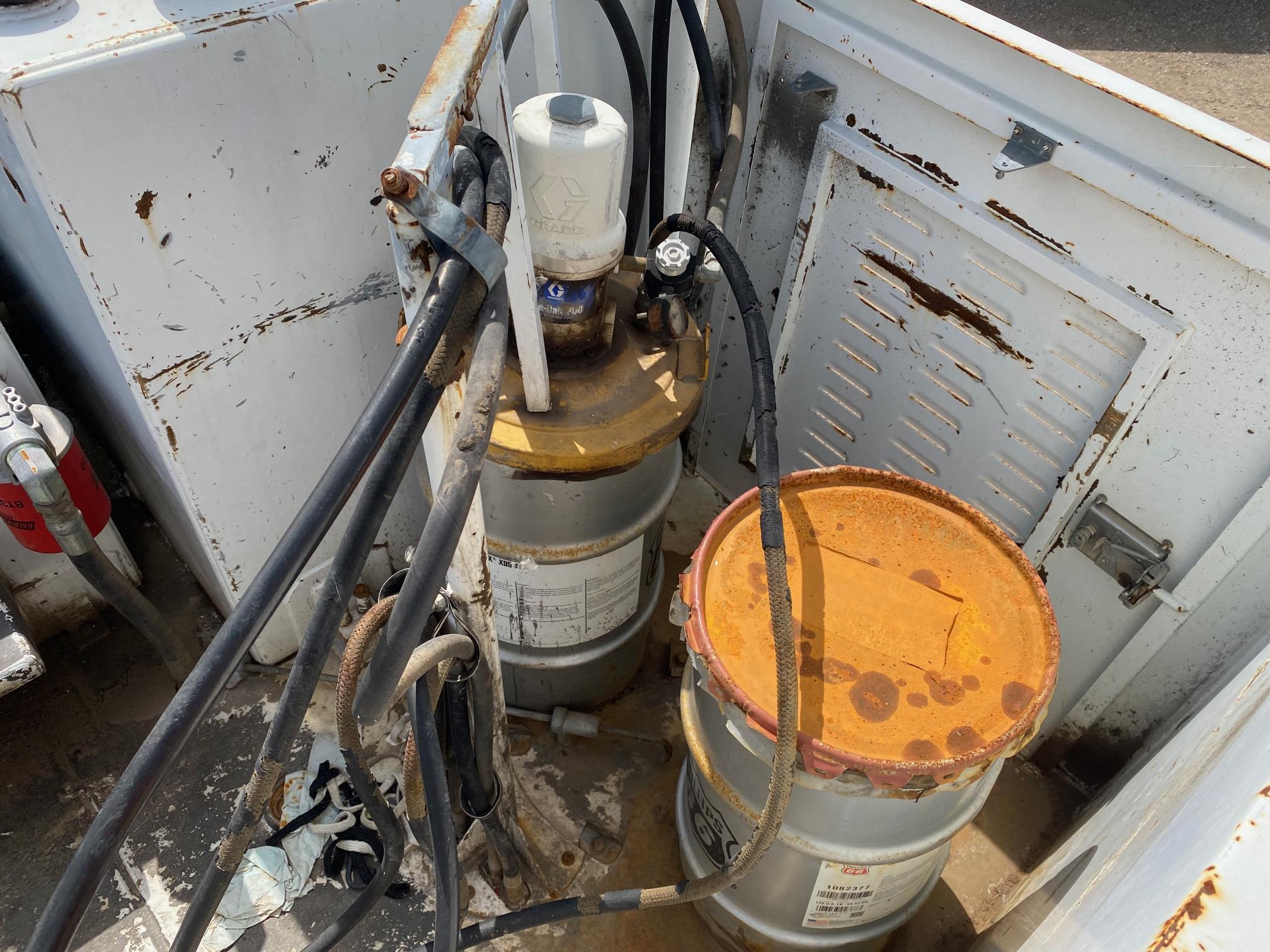 1995 INTERNATIONAL 8100 - Image 21